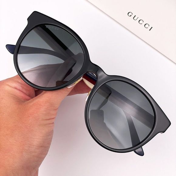 Gucci GG0416SK 001 Sunglasses Black Women
